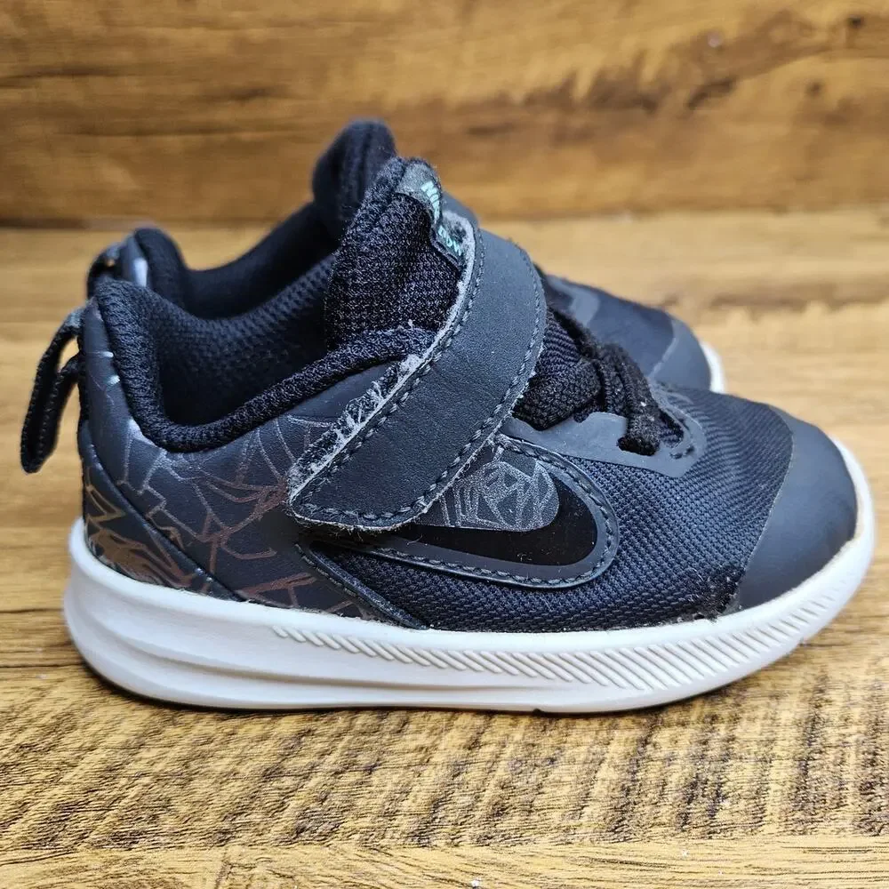 Nike Downshifter 9 Rebel Black hook loop sneaker sz 5 child